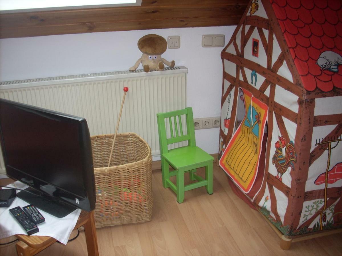 Ferienwohnung Lahntal/Taunus Huttenberg Экстерьер фото